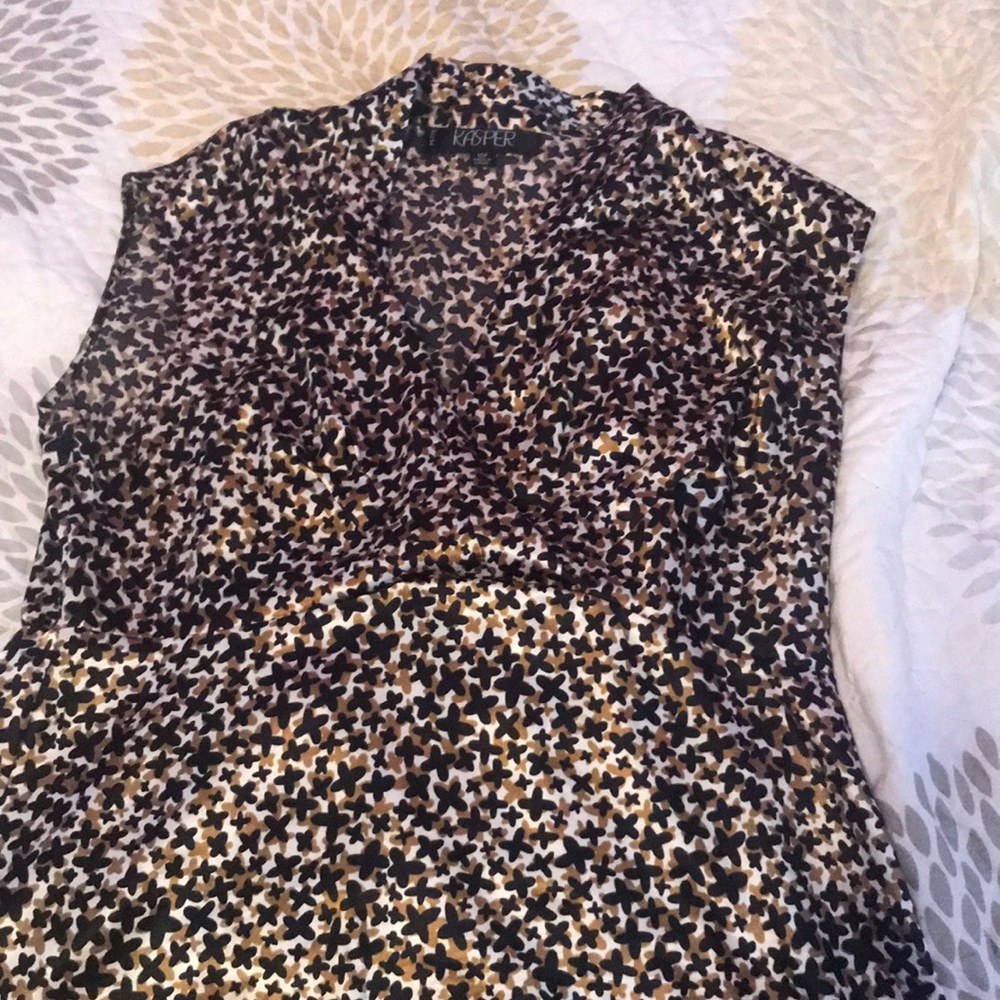 A Kasper Shirt.